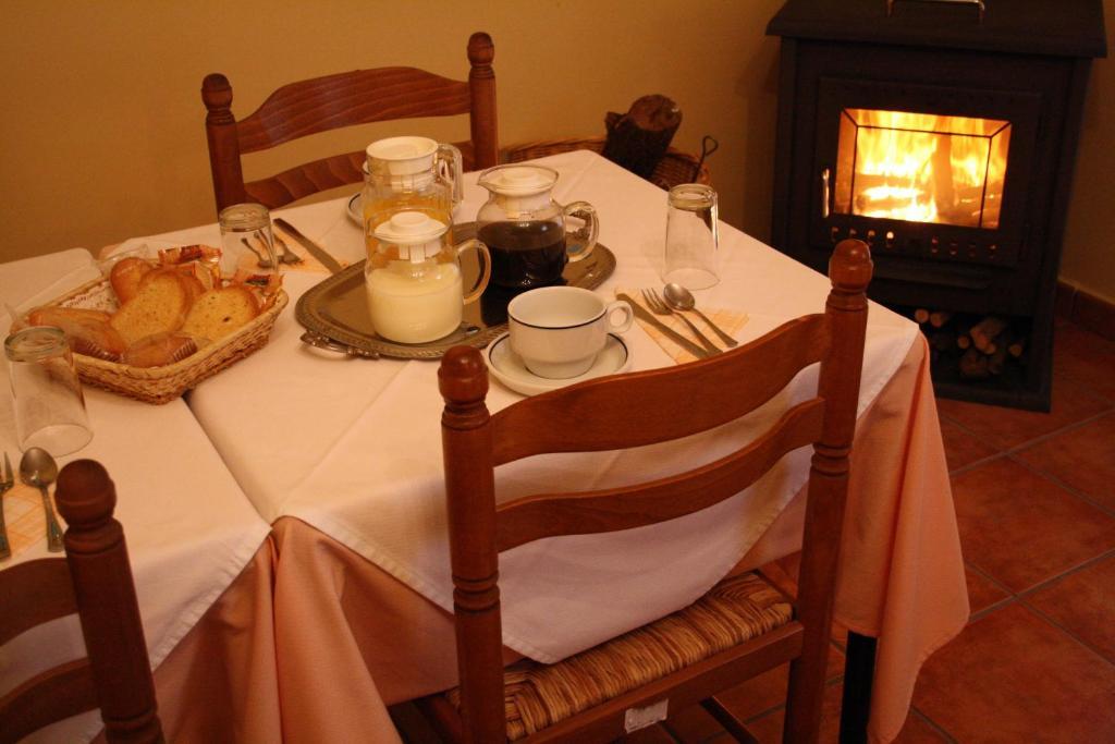 Hostal La Balquina Chinchon Ngoại thất bức ảnh