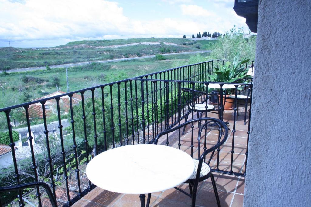 Hostal La Balquina Chinchon Ngoại thất bức ảnh